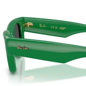 Ray-Ban Vibrant Green Eyewear ASAP ROCKY X RAY-BAN WAFFER PUFFER GREEN
